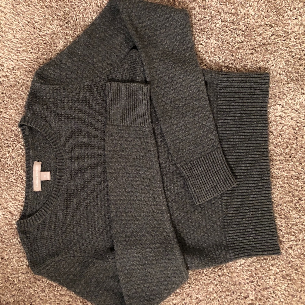 Dark grey knitted sweater